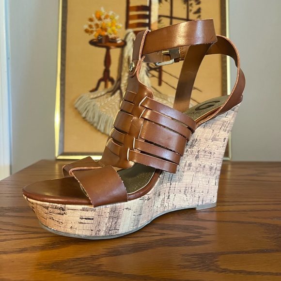 G by guess womens 8.5 brown cork wedges platform sandals EUC - Picture 6 of 9